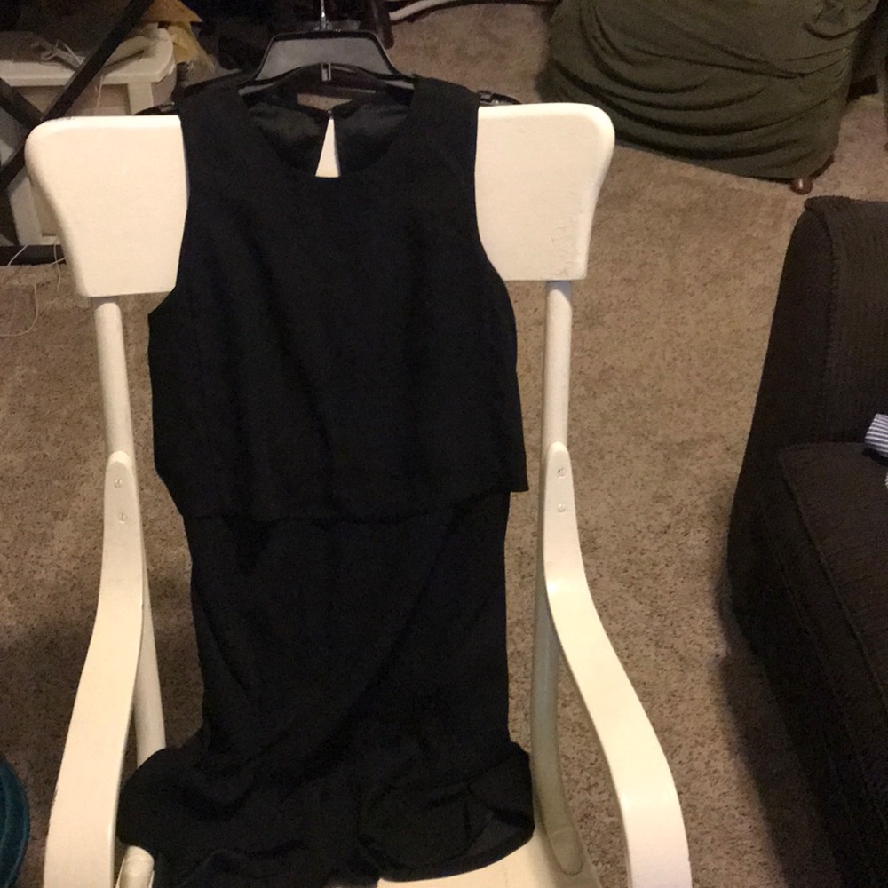 Black banana republic dress with gold zipper